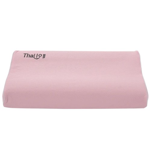 Quels sont les avantages de l'oreiller bébé en mousse à mémoire de forme avec mousse de polyuréthane par rapport aux oreillers classiques en coton ou en éponge ?